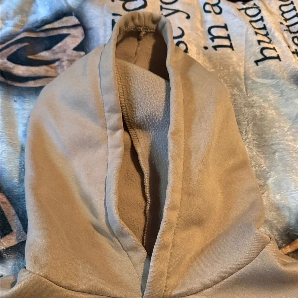 White Fox Boutique Tan Hoodie and Sweatpants Set - Picture 7 of 9